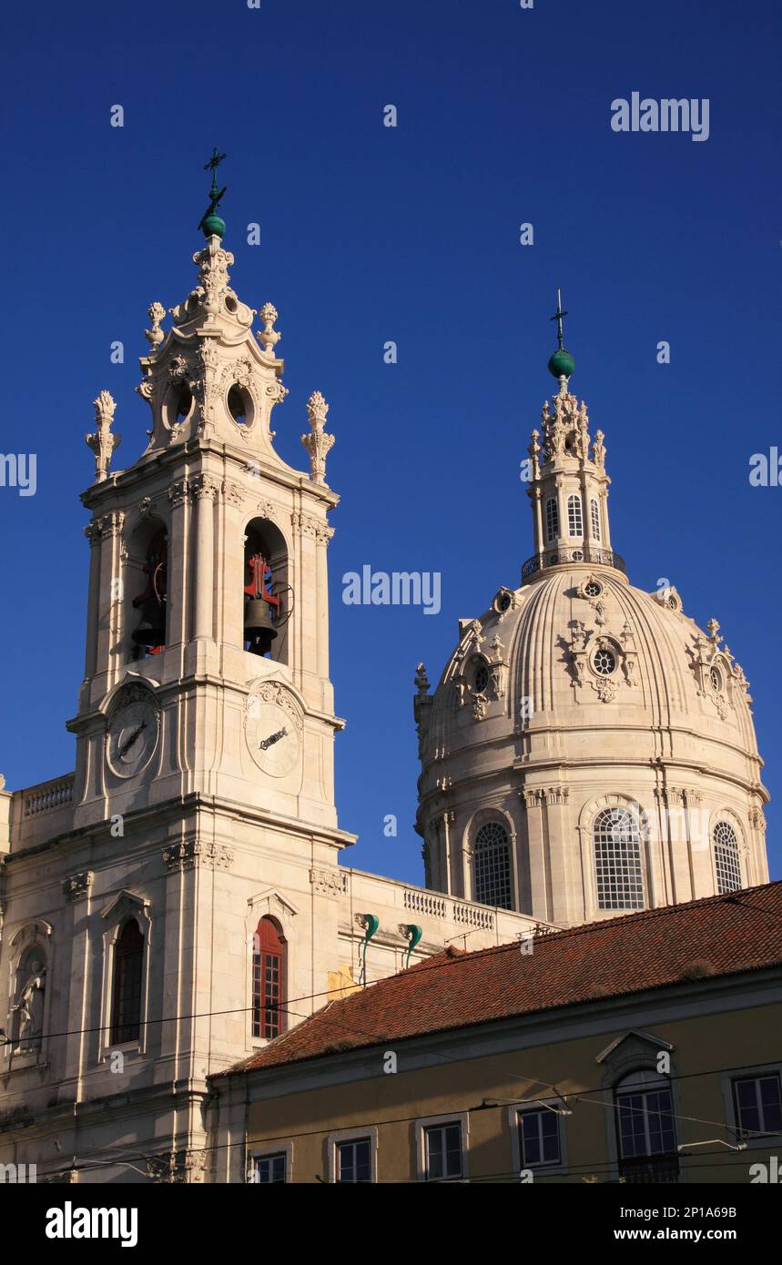 Portugal, Lisbonne. Basilique da Estrela église, construite dans le style baroque avec une certaine influence néo-classique. Banque D'Images