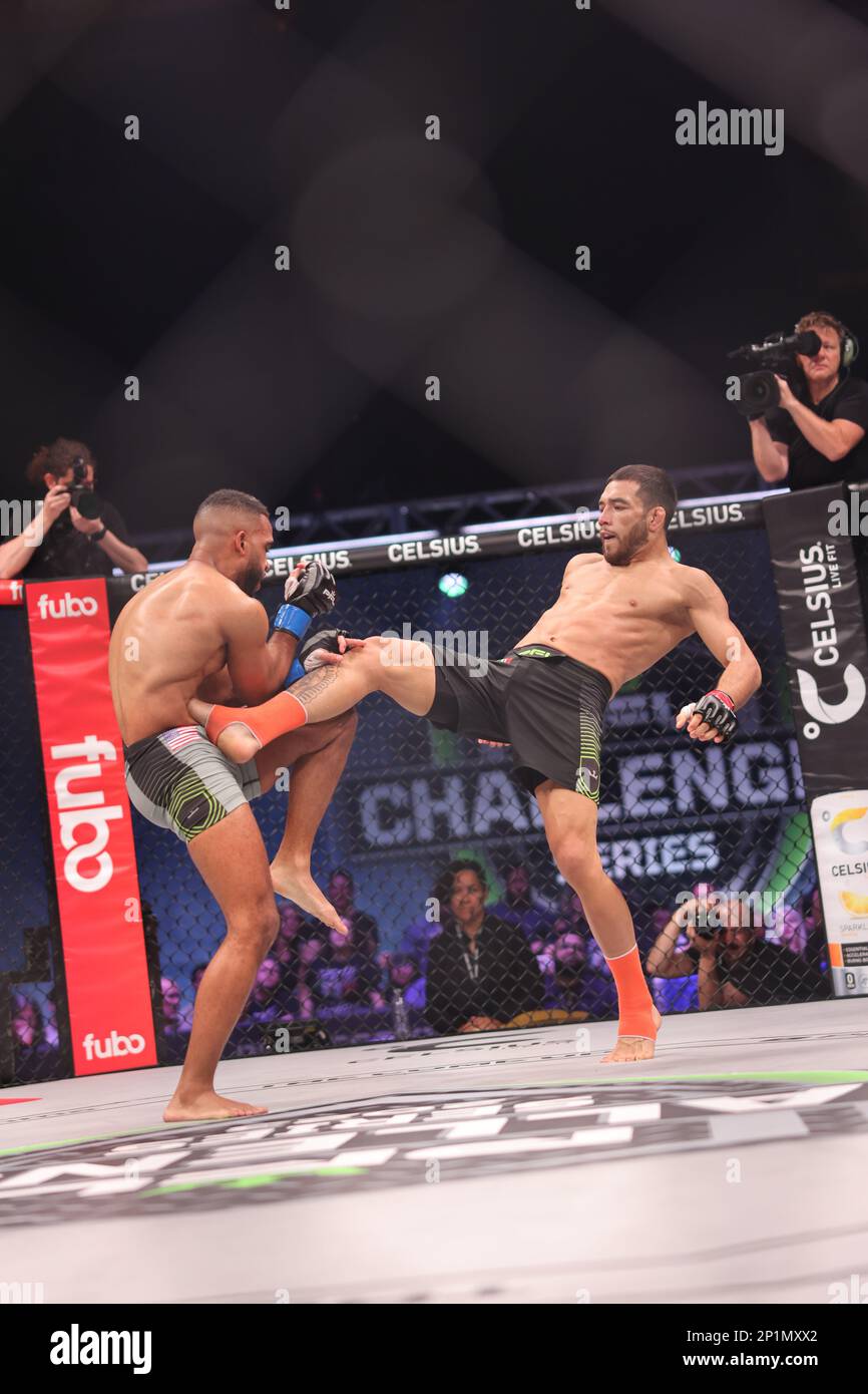 Orlando, Floride, États-Unis. 3rd mars 2023. ORLANDO, FL - 3 mars Brahyan Zurcher fait un coup de pied contre David Evans au cours de la semaine 6 de la série PFL Challenger sur 3 mars 2023 aux studios Universal d'Orlando, en Floride. (Credit image: © Aaron Litz/PX Imagens via ZUMA Press Wire) USAGE ÉDITORIAL SEULEMENT! Non destiné À un usage commercial ! Banque D'Images