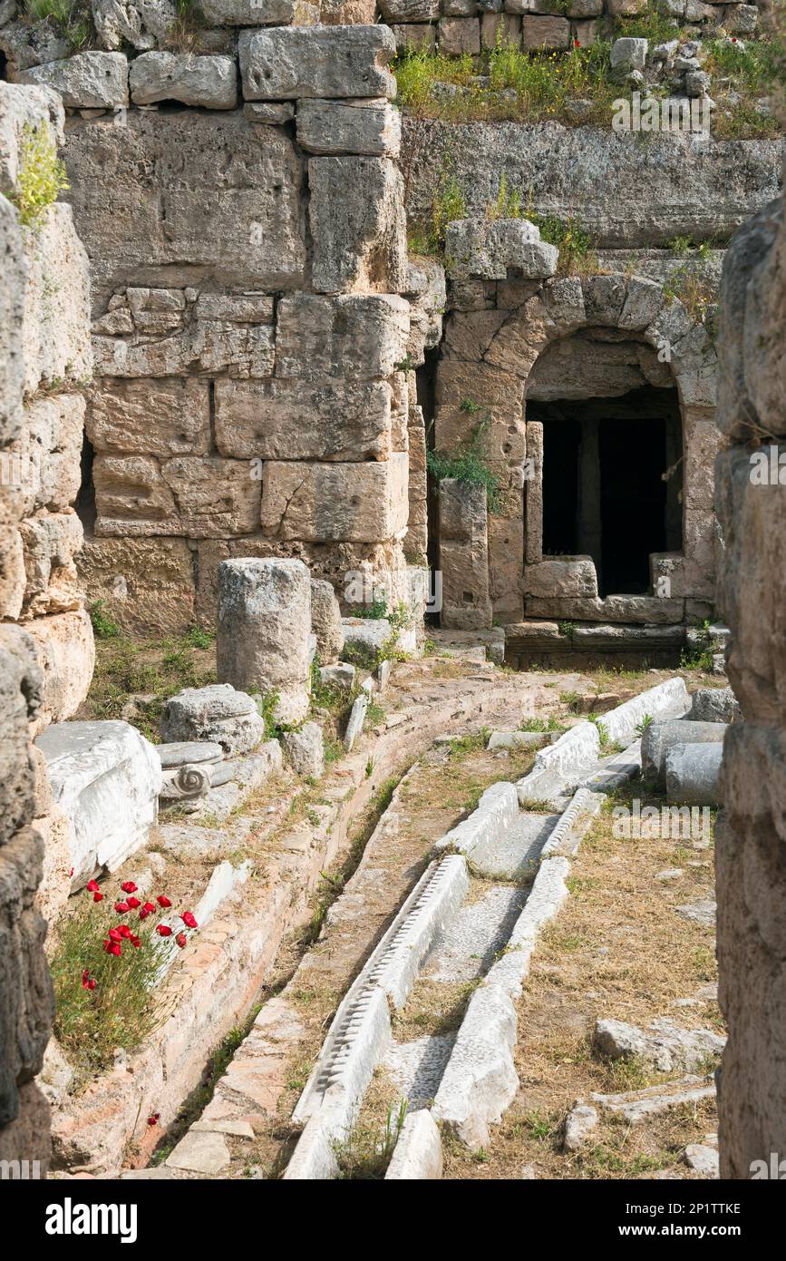 Complexe de fontaines de la source Peirene, Corinthe antique, Corinthia, Péloponnèse, Grèce Banque D'Images