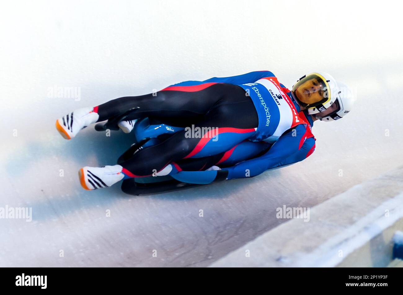 18 December 2015: Jakub Simonak and Marek Solcansky from Slovakia at the XX Viessmann Luge World Cup at the Luge Track at Winsport's Canada Olympic Park in Calgary, AB. (Photo byJose Quiroz/Icon Sportswire) (Icon Sportswire via AP Images) Banque D'Images