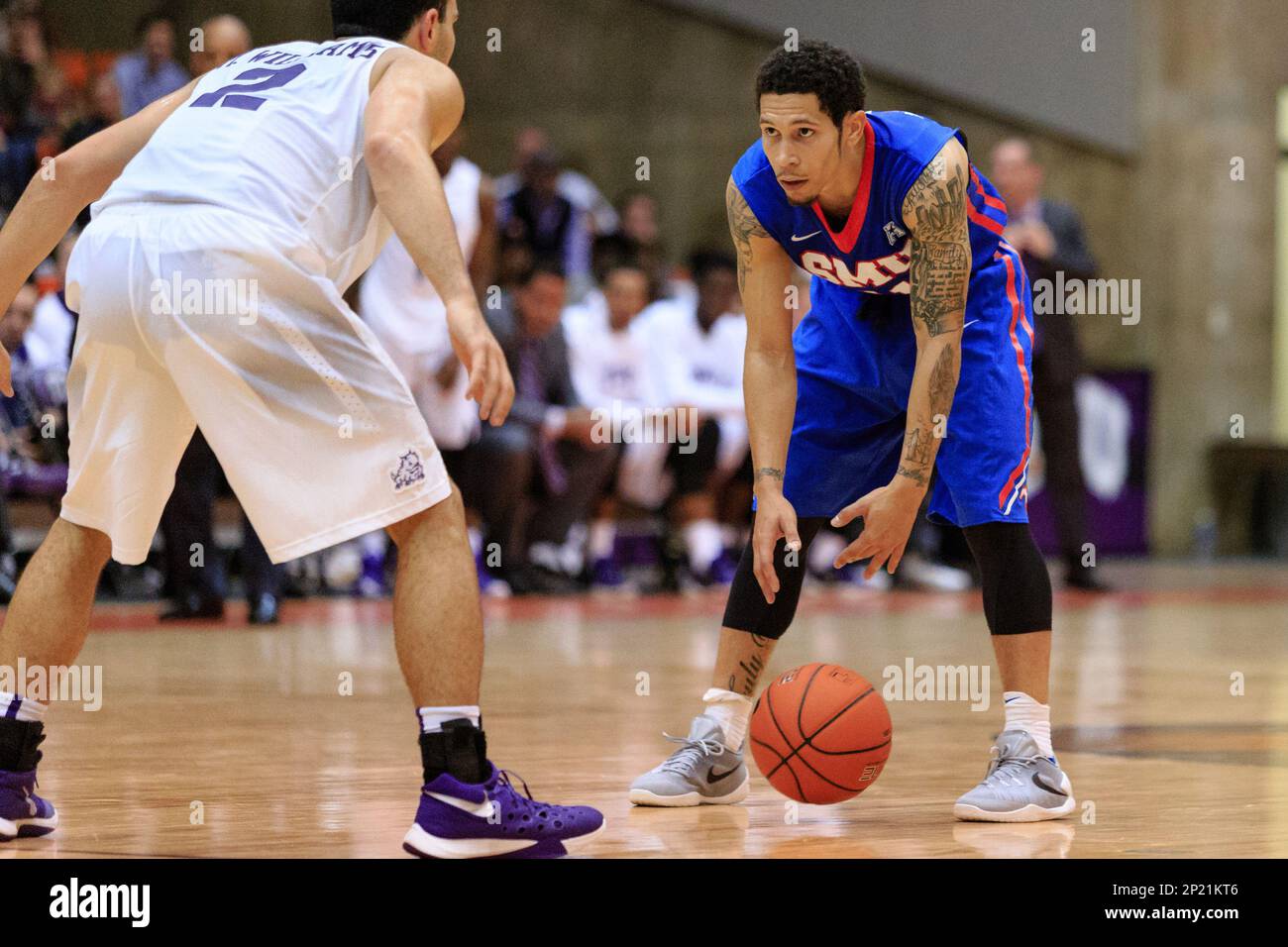 02 DEC 2015: Southern Methodist Mustangs guard Nic Moore (11) during the NCAA basketball game between the TCU Horned Frogs and the SMU Mustangs played at Wilkerson-Greines Athletic Center in Fort Worth, TX. SMU defeats TCU 75-70. (Photo by: Andrew Dieb/Icon Sportswire) (Icon Sportswire via AP Images) Banque D'Images