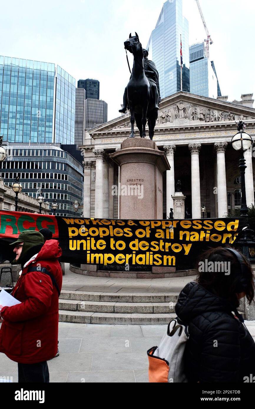 Threadneedle Street, Londres, Royaume-Uni, 4th mars 2023. Les manifestants ont fait campagne devant la Banque d'Angleterre à Londres pour exiger qu'ils retournent 1,2billion livres d'or appartenant au Venezuela. Crédit : Mark Lear/Alay Live News Banque D'Images