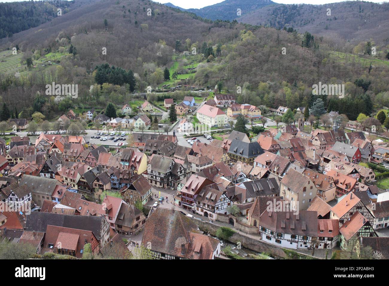 Vue panoramique sur la vieille ville de Kaysersberg, France Banque D'Images