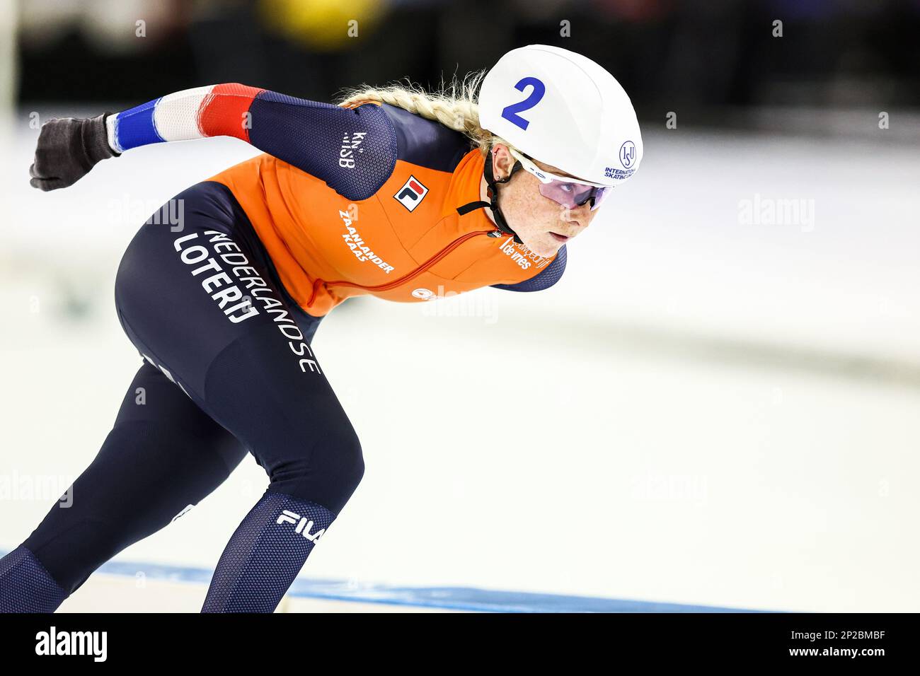 HERENVEEN - Marijke Groenewoud (NED) lors du départ de masse final pour les femmes aux Championnats du monde de patinage de vitesse de l'UIP à Thialf. ANP VINCENT JANNINK Banque D'Images