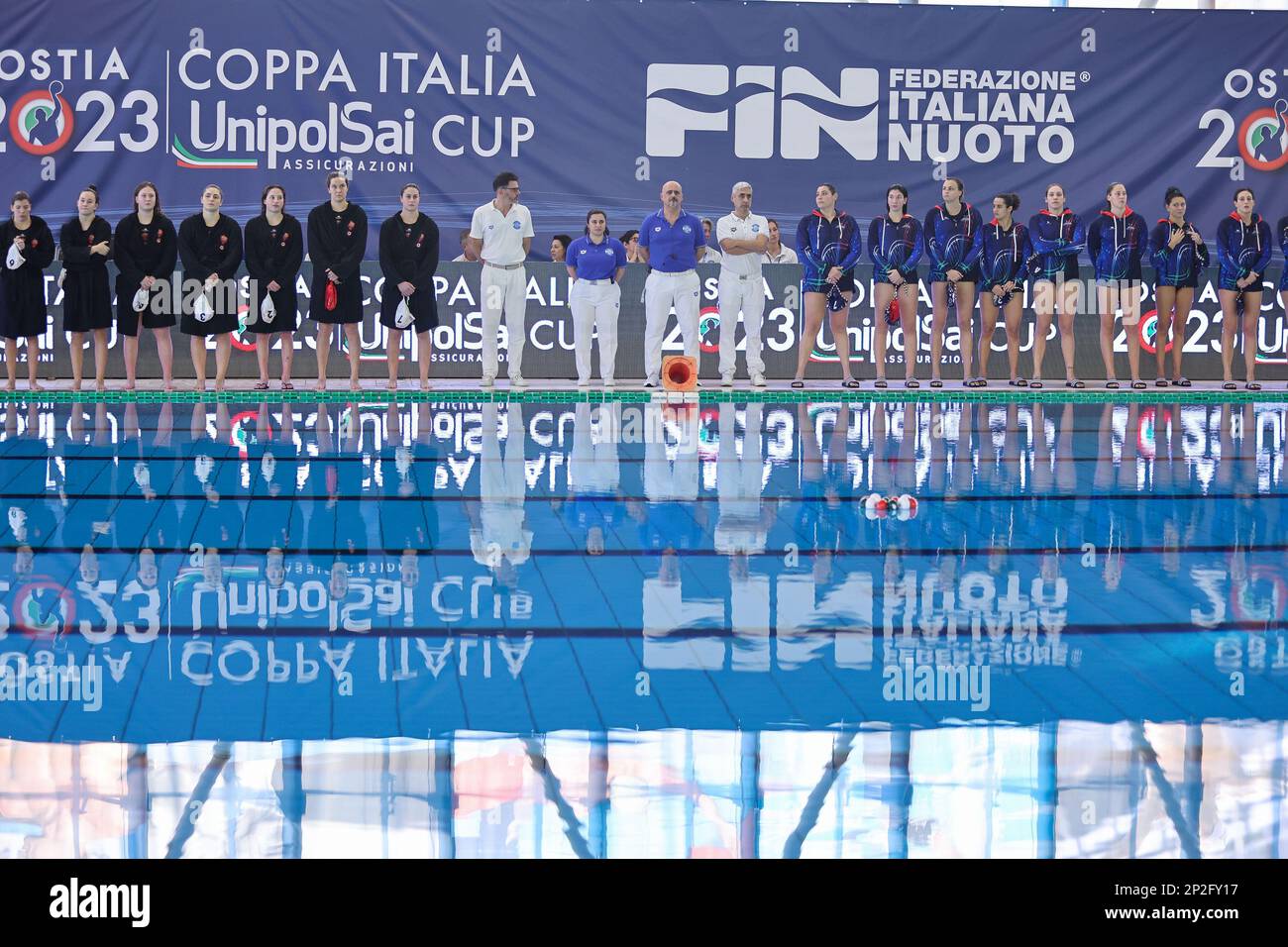 Présentation des équipes lors du match de water-polo italien Coppa Italia semi-fin - SIS Roma vs Ekipe Orizzonte sur 04 mars 2023 au Polo Acquatico Frecciarossa à Rome, Italie (photo de Luigi Mariani/LiveMedia) Banque D'Images