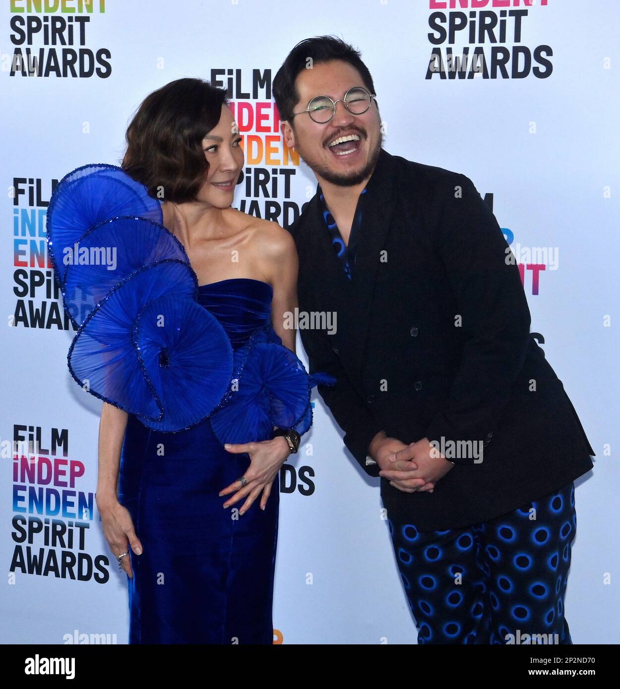 Santa Monica, États-Unis. 04th mars 2023. Michelle Yeoh et Dan Kwan assistent aux Prix annuels de l'esprit indépendant du film 38th à Santa Monica, en Californie, samedi, à 4 mars 2023. Photo de Jim Ruymen/UPI crédit: UPI/Alay Live News Banque D'Images