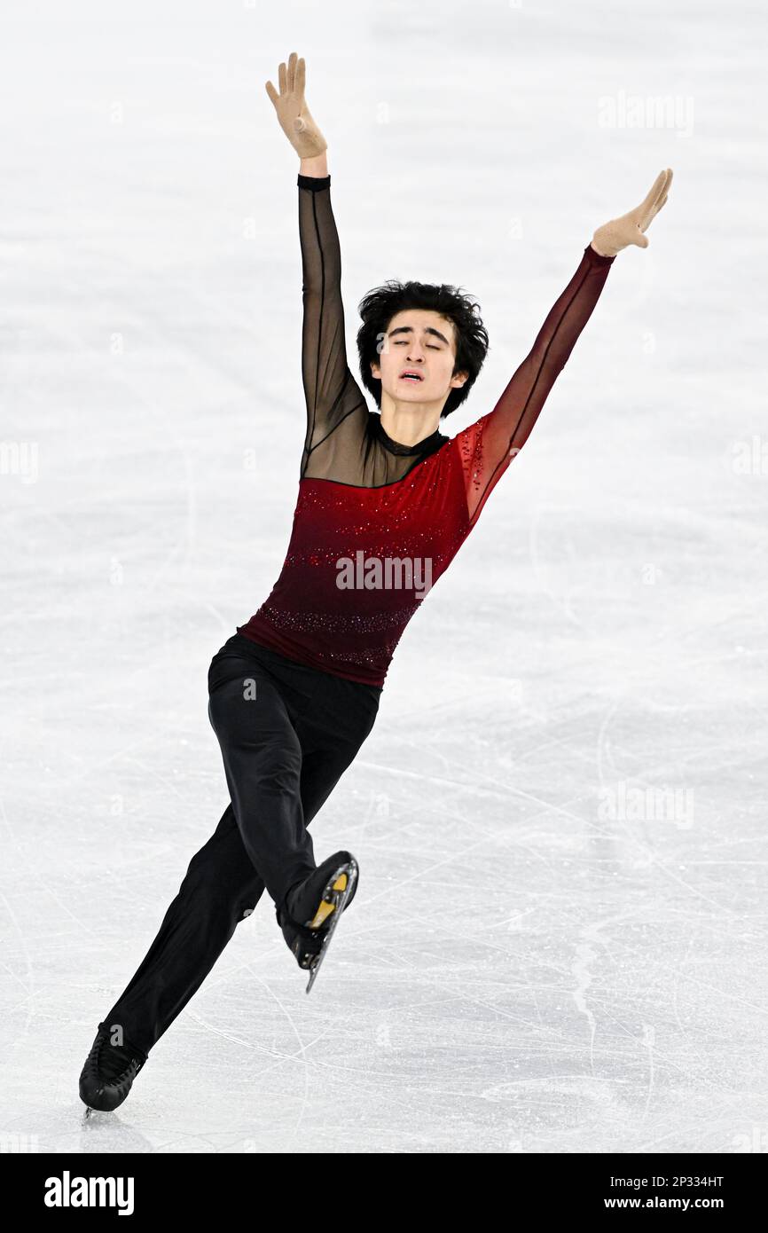 Naoki ROSSI (SUI), pendant le patinage gratuit des jeunes hommes, aux Championnats du monde