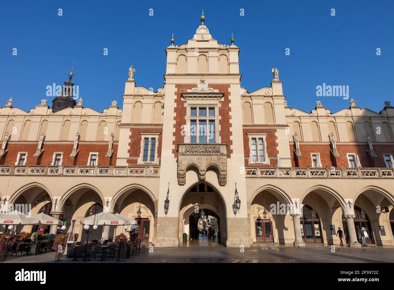 Le Cloth Hall (en polonais : Sukiennice) à Cracovie (Cracovie), Pologne. Architecture de style Renaissance datant de 16th ans, point de repère de la ville. Banque D'Images