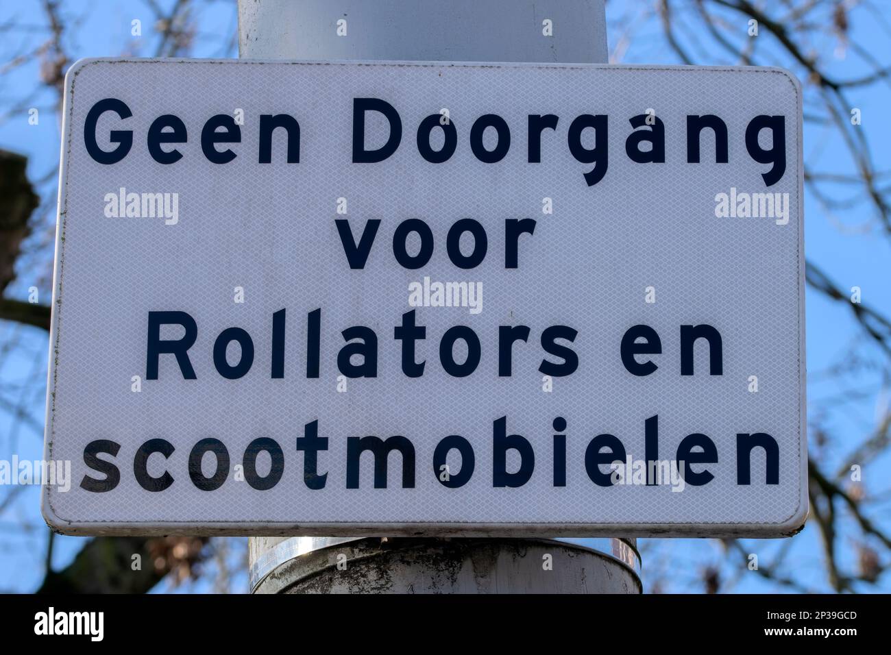 Signe interdit général pas de marcheurs et de scooters à Amsterdam pays-Bas 1-3-2023 Banque D'Images