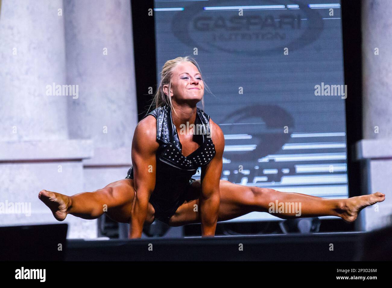05 March 2015: Brittany White (Lousiville, Ohio) competes in Women's Fitness as part of the Arnold Amateur Bodybuilding, Fitness, Figure, Bikini and Physique Championships at the Arnold Sports Festival at the Greater Columbus Convention Center in Columbus, OH. (Icon Sportswire via AP Images) Banque D'Images