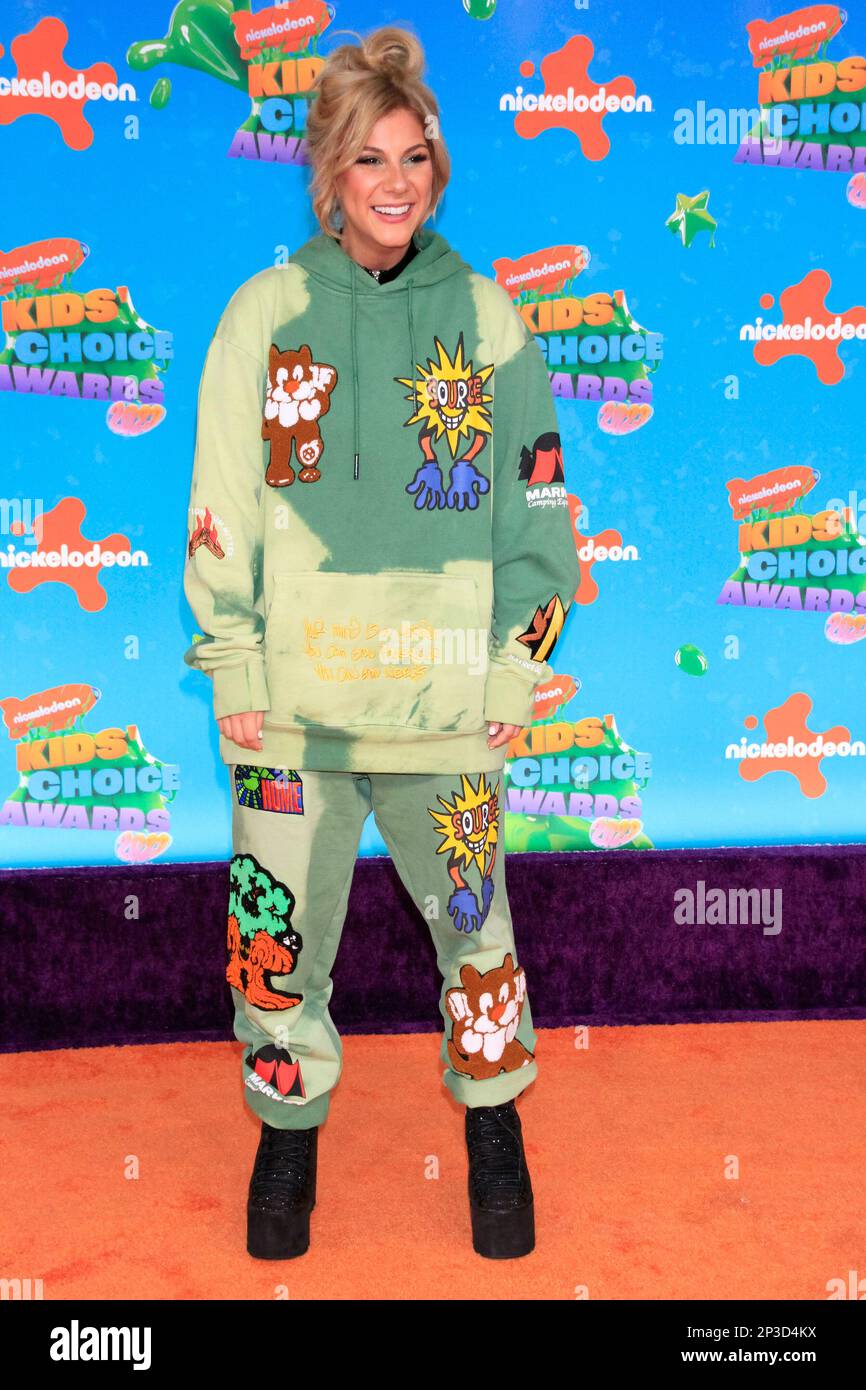 JAX arrive aux Kids' Choice Awards 2023 de Nickeodeon au Microsoft Theatre Los Angeles, USA, le 04 mars 2023. Banque D'Images