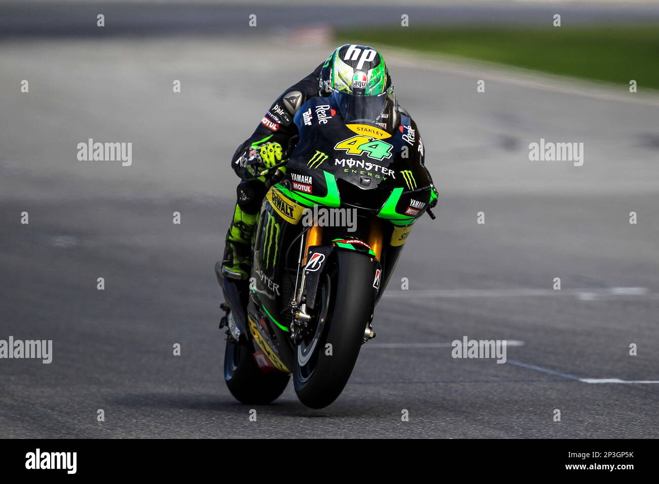 05 February 2015: Pol Espargaro of Monster Yamaha Tech 3 in action during the second day of the first official MotoGP testing session held at Sepang International Circuit in Sepang, Malaysia. (Icon Sportswire via AP Images) Banque D'Images