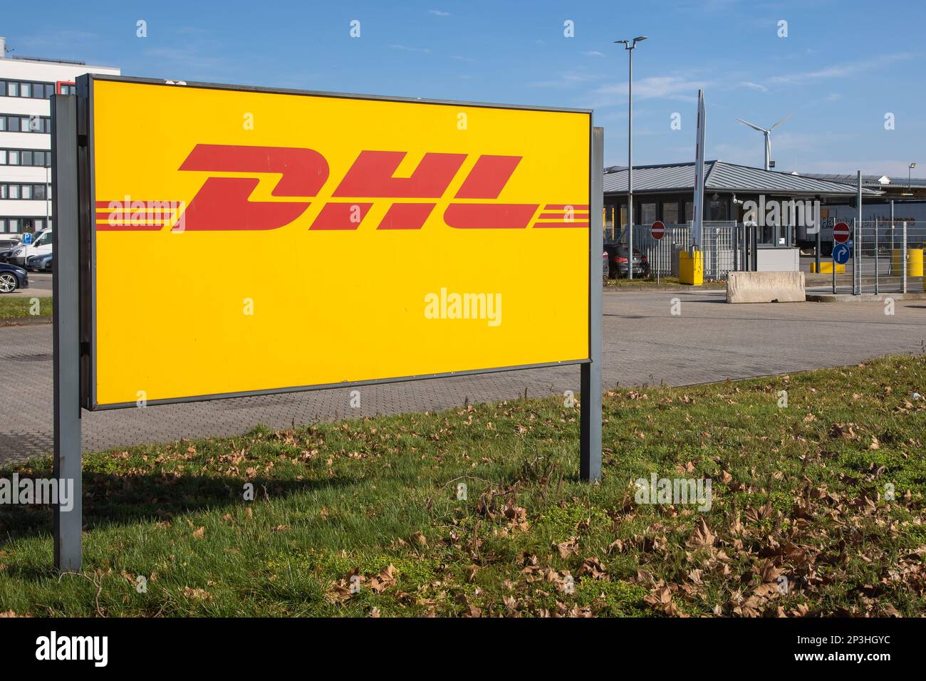 Koblenz, Allemagne - 20 février 2023 : label « HL » à l'entrée du centre de distribution local Banque D'Images