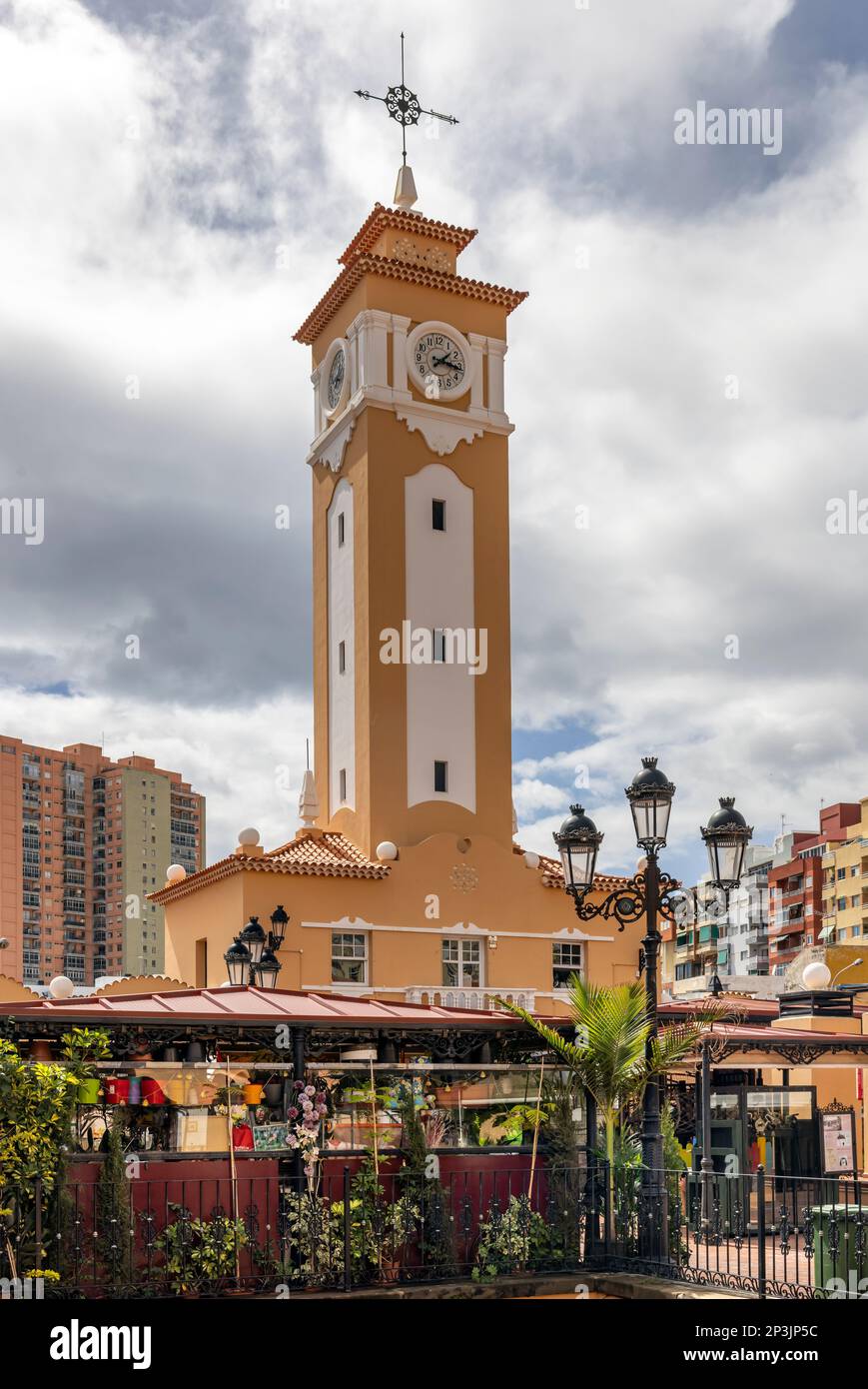 Mercado Municipal Nuestra Senora de Africa la Recova ou marché municipal notre Dame de l'Afrique la Recova à Santa Cruz de Tenerife. Îles Canaries. Banque D'Images