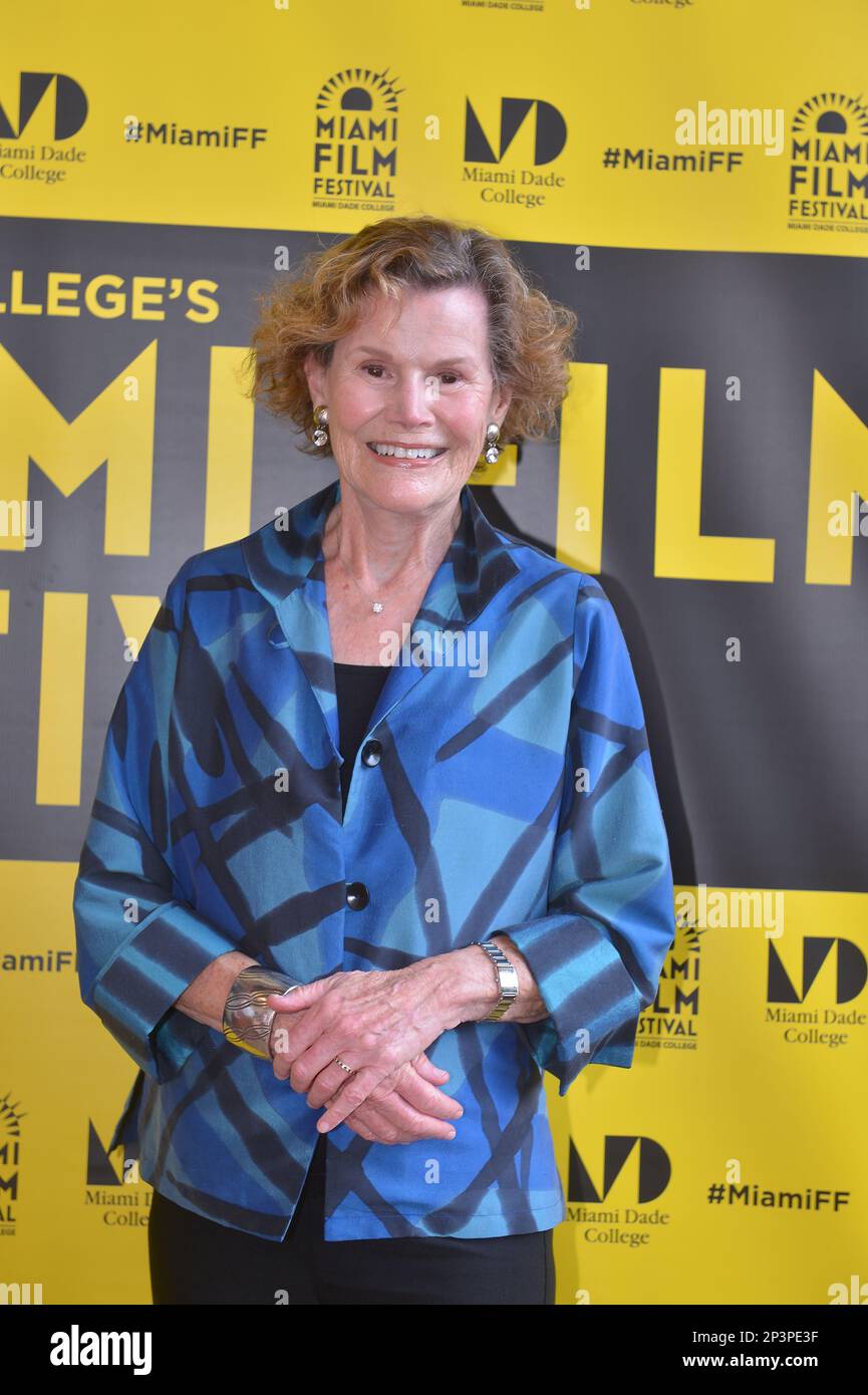 Coral Gables, États-Unis. 04th mars 2023. CORAL GABLES, FLORIDE - 04 MARS : Judy Blume participe à la première annuelle du Festival du film de Miami 40th de 'Judy Blume Forever' au Coral Gables Art Cinema on 04 mars 2023, à Coral Gables, en Floride. (Photo de JL/Sipa USA) crédit: SIPA USA/Alay Live News Banque D'Images