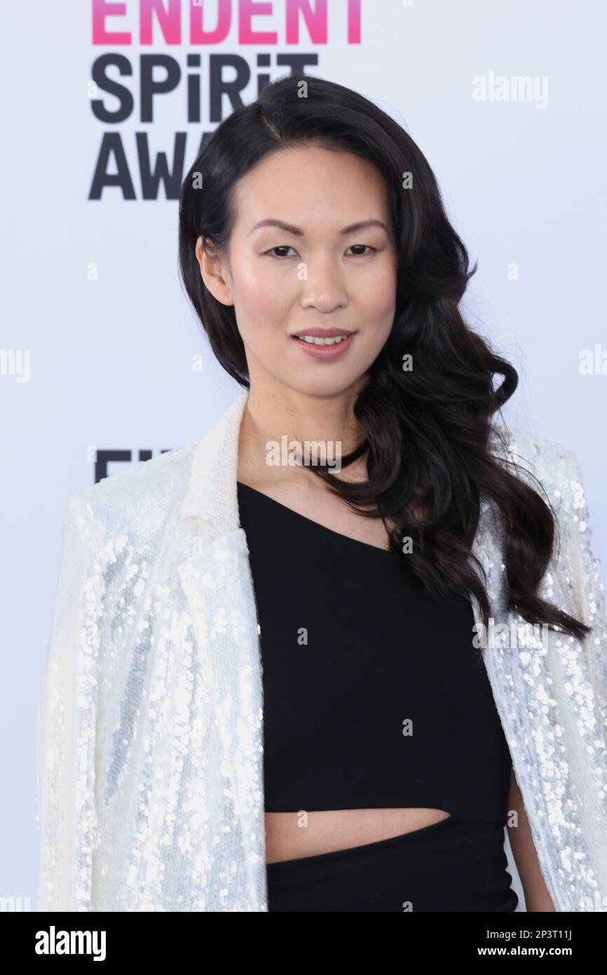 Sue Anne Pien participe aux Prix de l'esprit indépendant du film 2023 sur 04 mars 2023 à Santa Monica, en Californie. Photo: Crash/imageSPACE/Sipa USA Banque D'Images