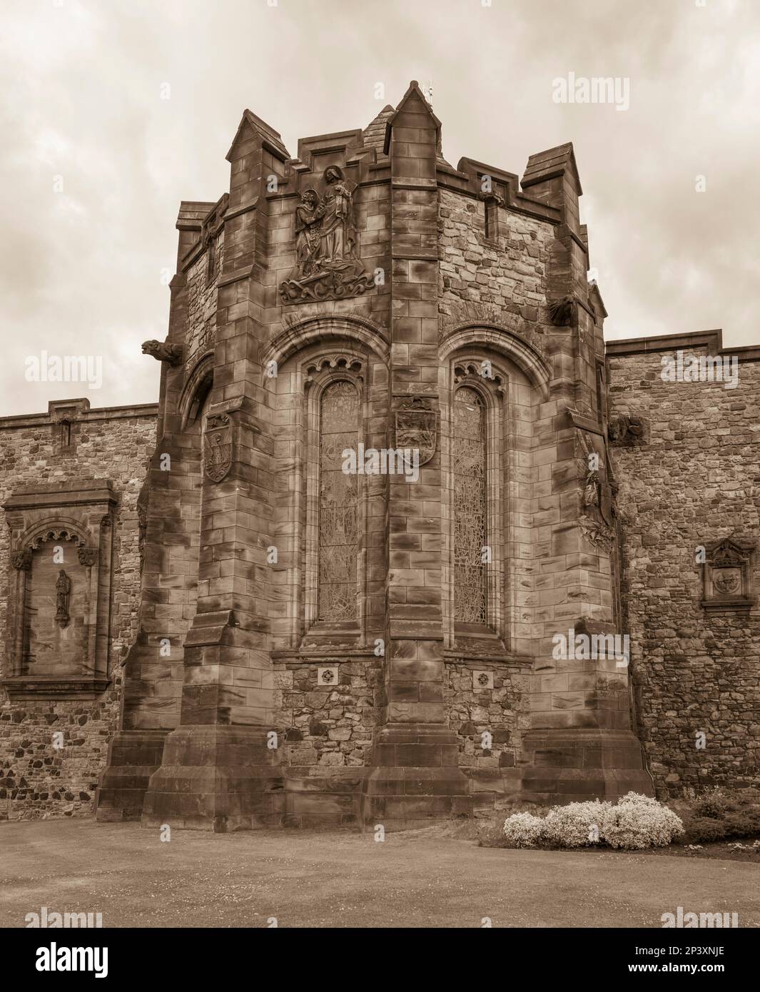 ÉDIMBOURG, ÉCOSSE, EUROPE - extérieur du bâtiment du Mémorial national de la guerre écossais, Château d'Édimbourg. Banque D'Images