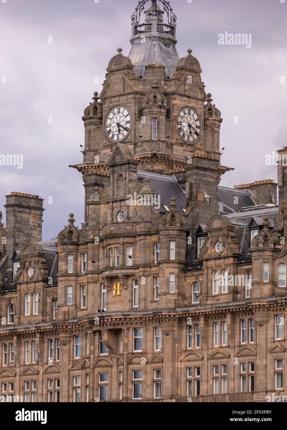 EDIMBOURG, ECOSSE, EUROPE - The Balmoral Hotel, sur Princes Street. Banque D'Images