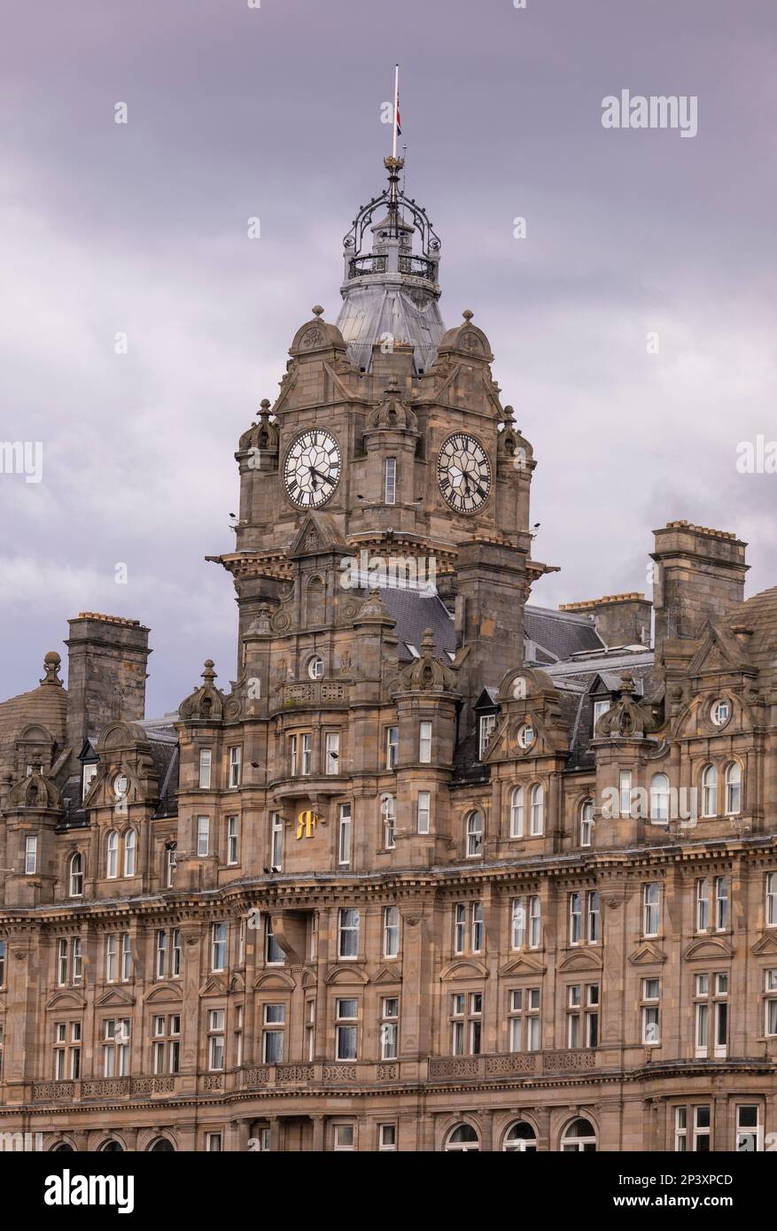 EDIMBOURG, ECOSSE, EUROPE - The Balmoral Hotel, sur Princes Street. Banque D'Images