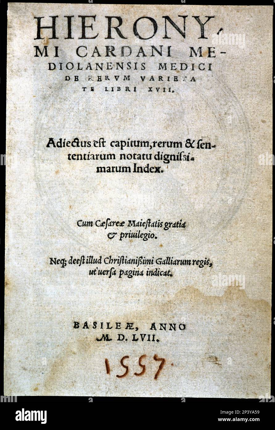 De rerum varietate libri XVII, couverture de l'édition 2nd, imprimé par Henricus Petrus de Bâle en 1557. Banque D'Images
