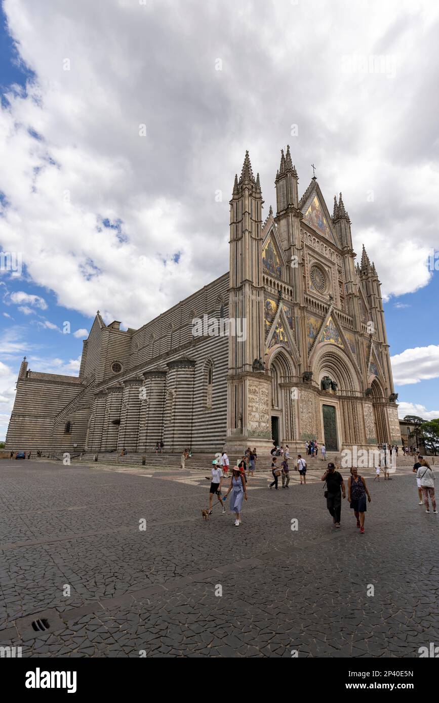 Le magnifique Duomo d'Orvieto Banque D'Images