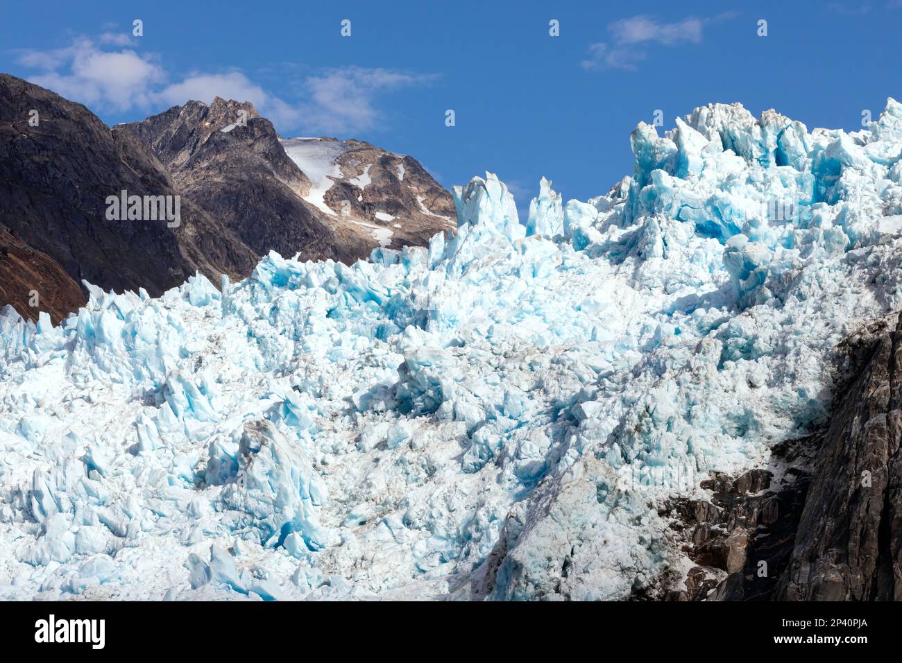 Détail du glacier South Sawyer dans la région sauvage de Tracy Arm-Fords Terror, dans le sud-est de l'Alaska, aux États-Unis. Banque D'Images