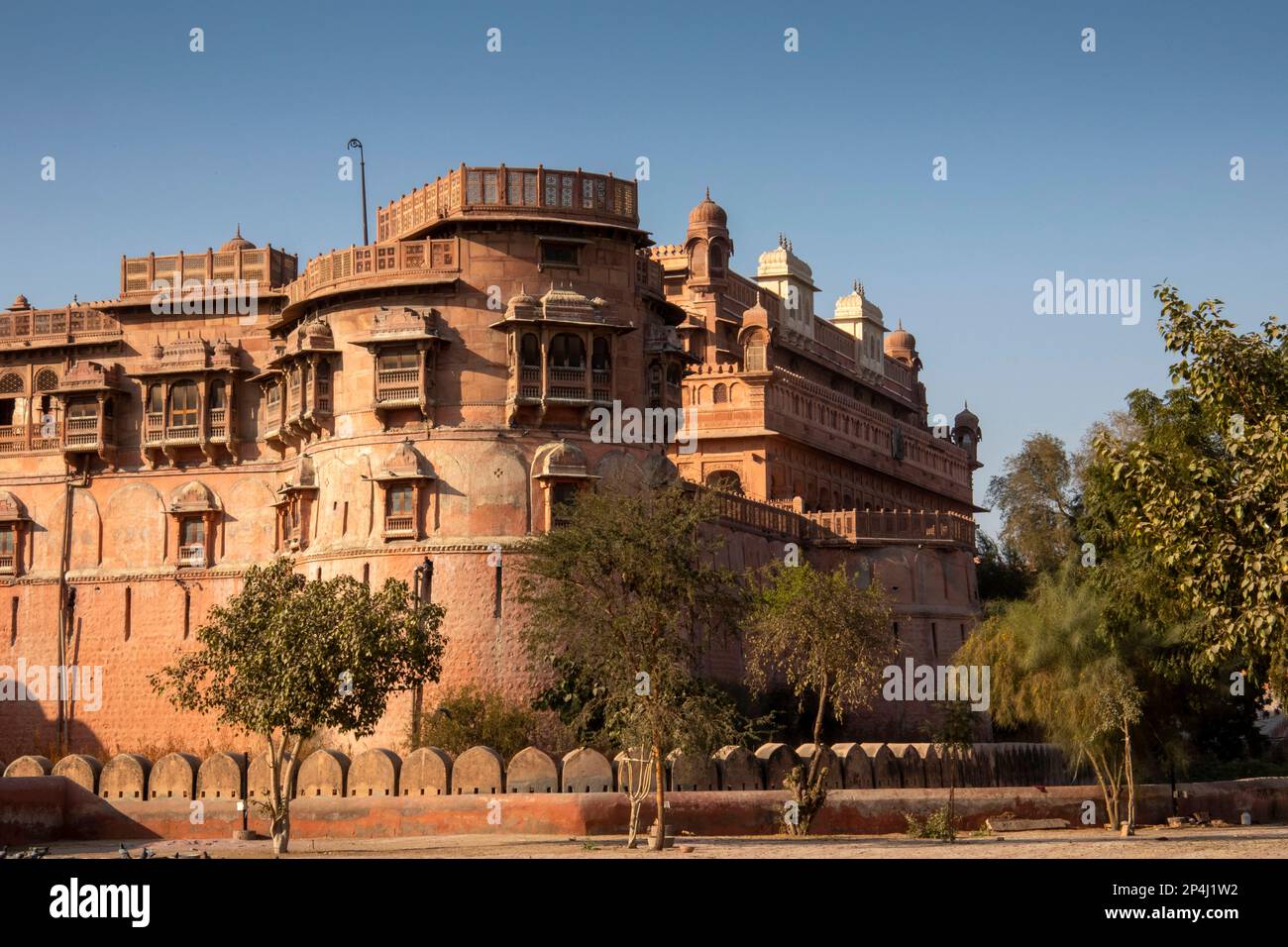 Inde, Rajasthan, Bikaner, fort Junagarh, 1500s palais fortifié construit par Raja Rai Singh, murs extérieurs Banque D'Images