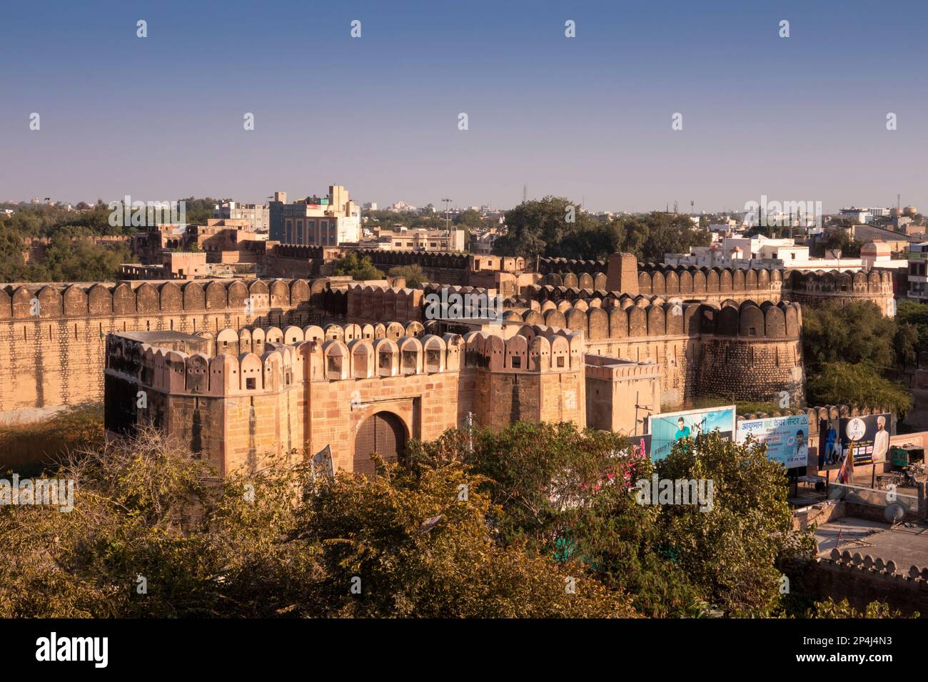 Inde, Rajasthan, Bikaner, fort Junagarh, vue surélevée des remparts Banque D'Images