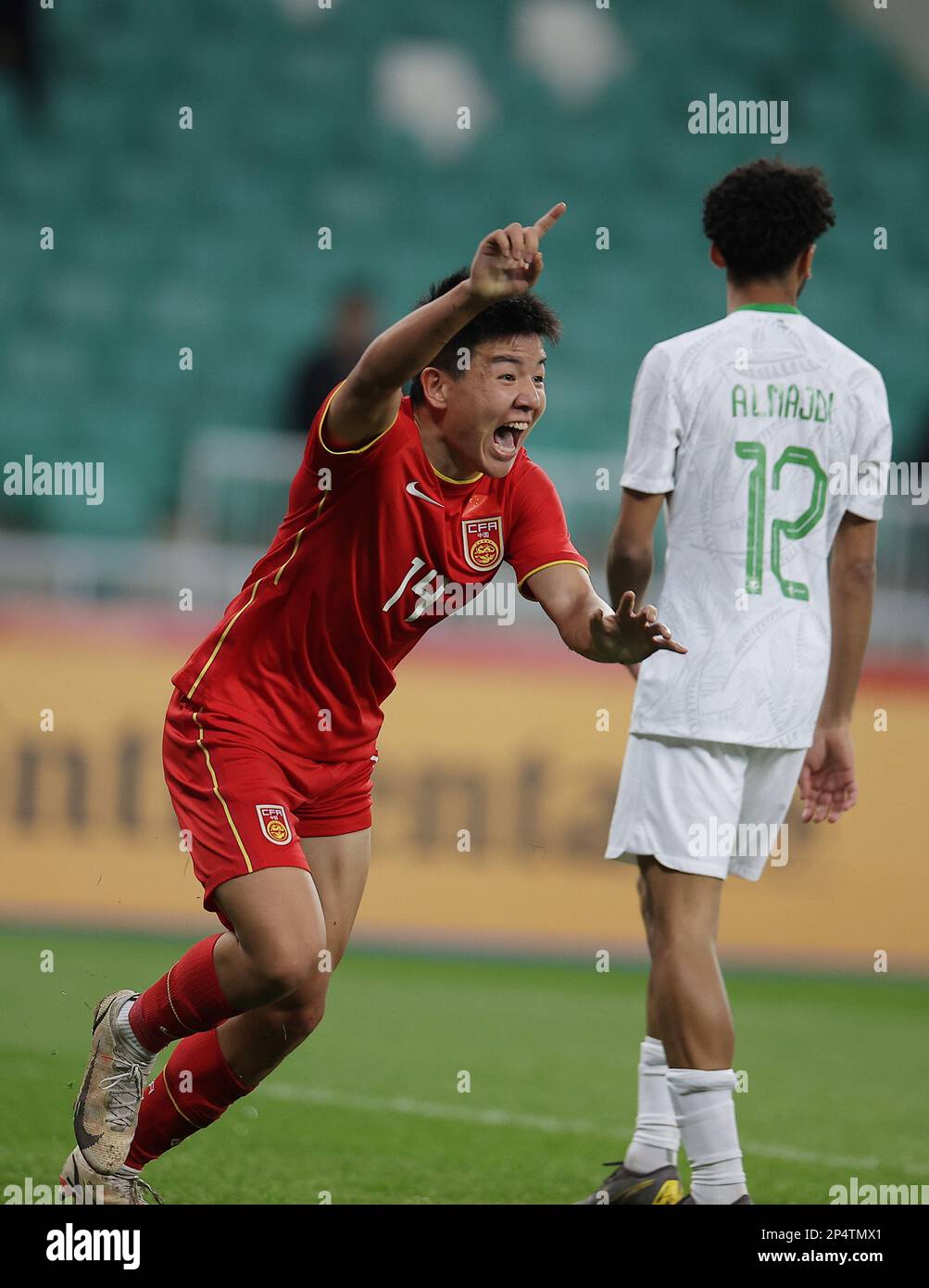 Tachkent, Ouzbékistan. 6th mars 2023. Xu Bin (L) de Chine célèbre les scores de la coupe asiatique U20 de l'AFC à Tachkent, en Ouzbékistan, au 6 mars 2023, lors du match du Groupe D entre la Chine et l'Arabie saoudite. Credit: Che Zhouyong/Xinhua/Alay Live News Banque D'Images