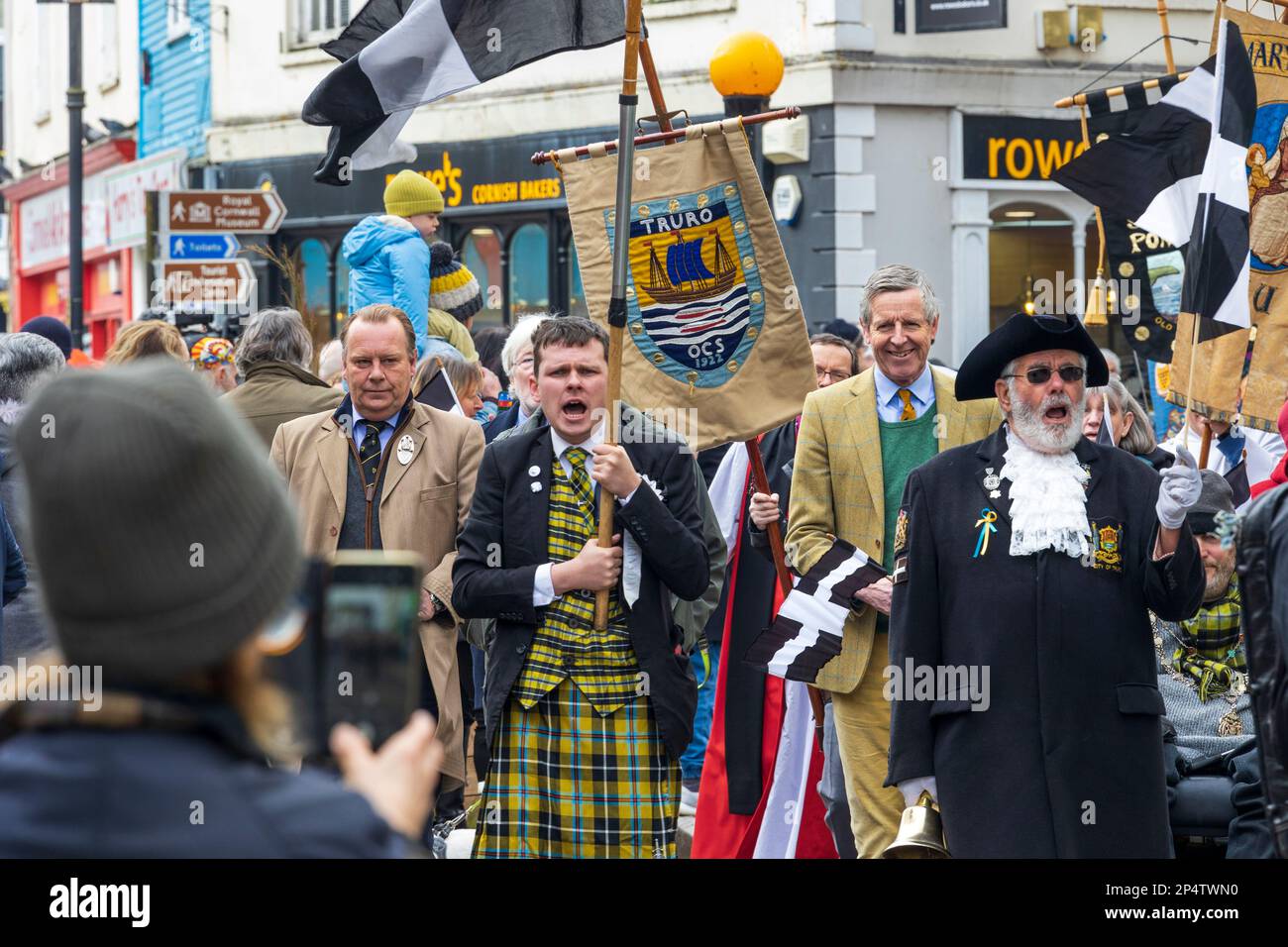 Truro célèbre la Saint-Piran ! La journée nationale pour les Cornouailles afin de mettre en valeur leur langue, leur culture et leur tradition. Banque D'Images