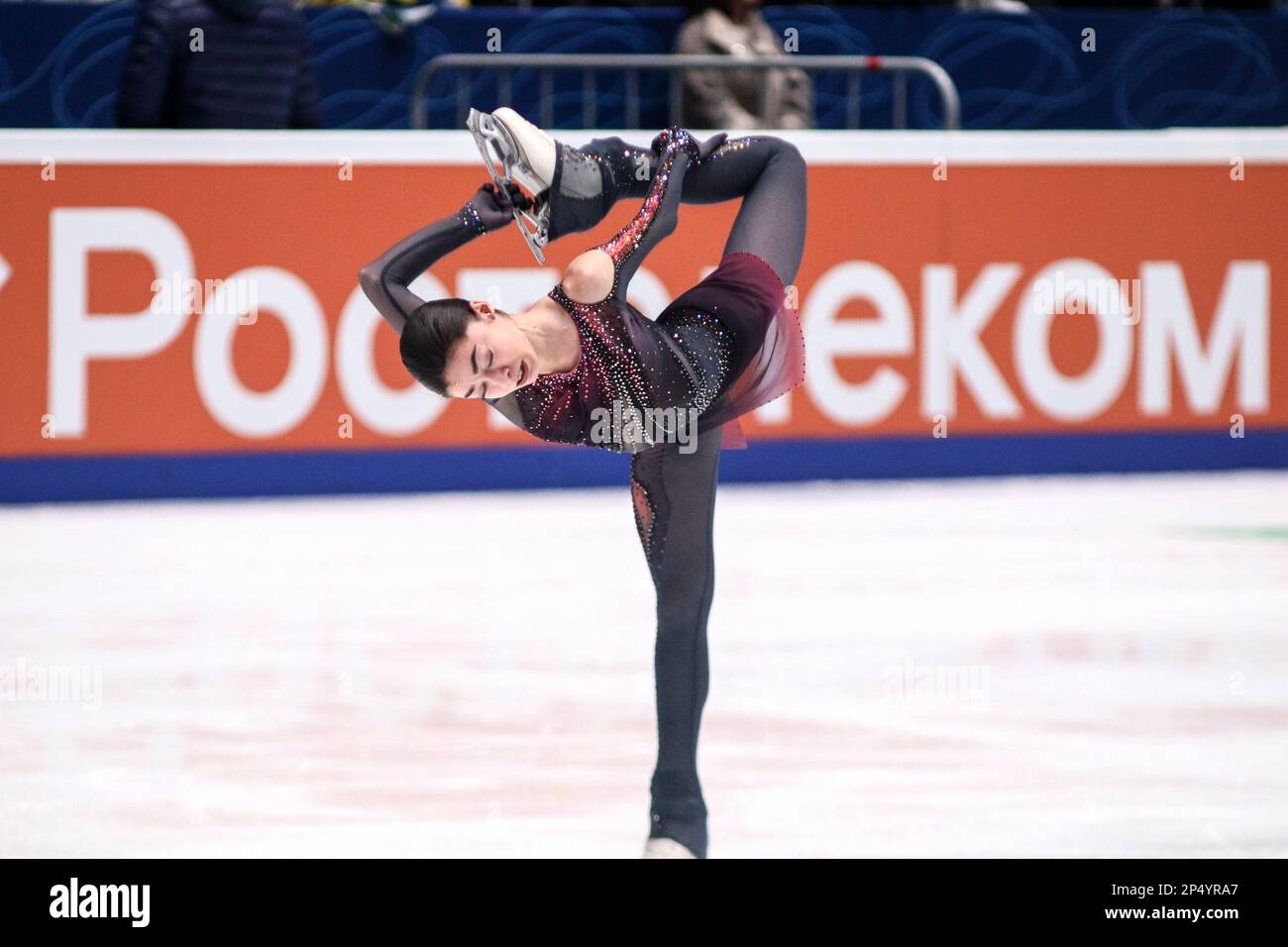Saint-Pétersbourg, Russie. 05th mars 2023. Adeliya Petrosian se produit lors de la location de femmes à la finale du Grand Prix de Russie en patinage artistique 2023, qui a eu lieu à St. Petersbourg, dans le complexe sportif 'Jubilee. (Photo de Maksim Konstantinov/SOPA Images/Sipa USA) crédit: SIPA USA/Alay Live News Banque D'Images
