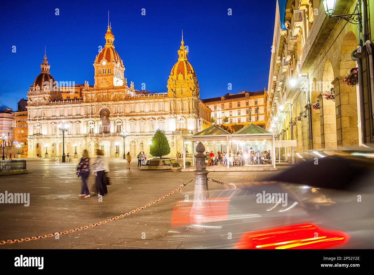 L'hôtel de ville, la place de Maria Pita, ville de La Corogne, Galice, Espagne Banque D'Images