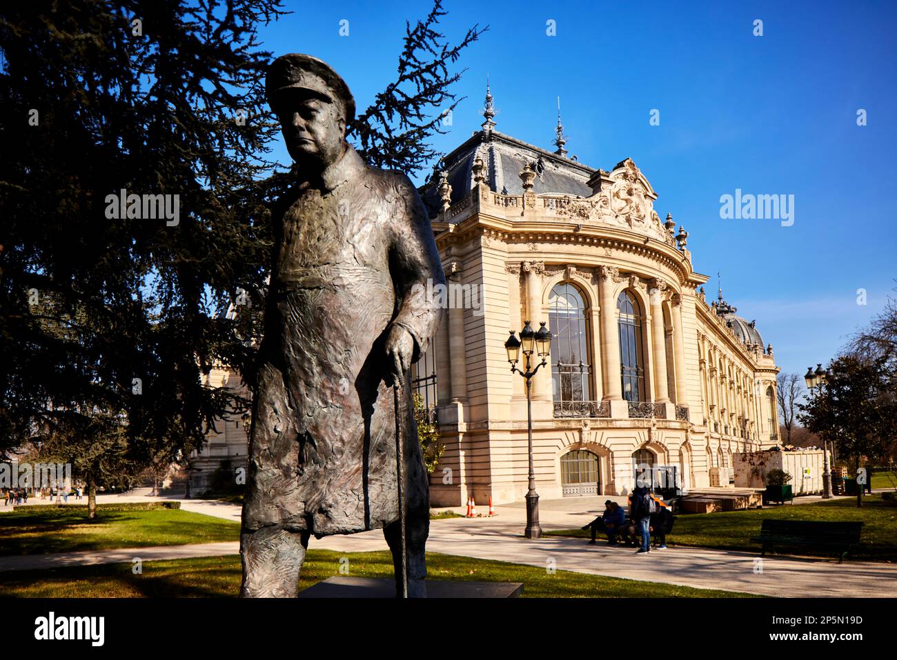 Paris site touristique petit Palais Grounds Winston Churchill Statue site historique du sculpteur Jean Cardot Banque D'Images