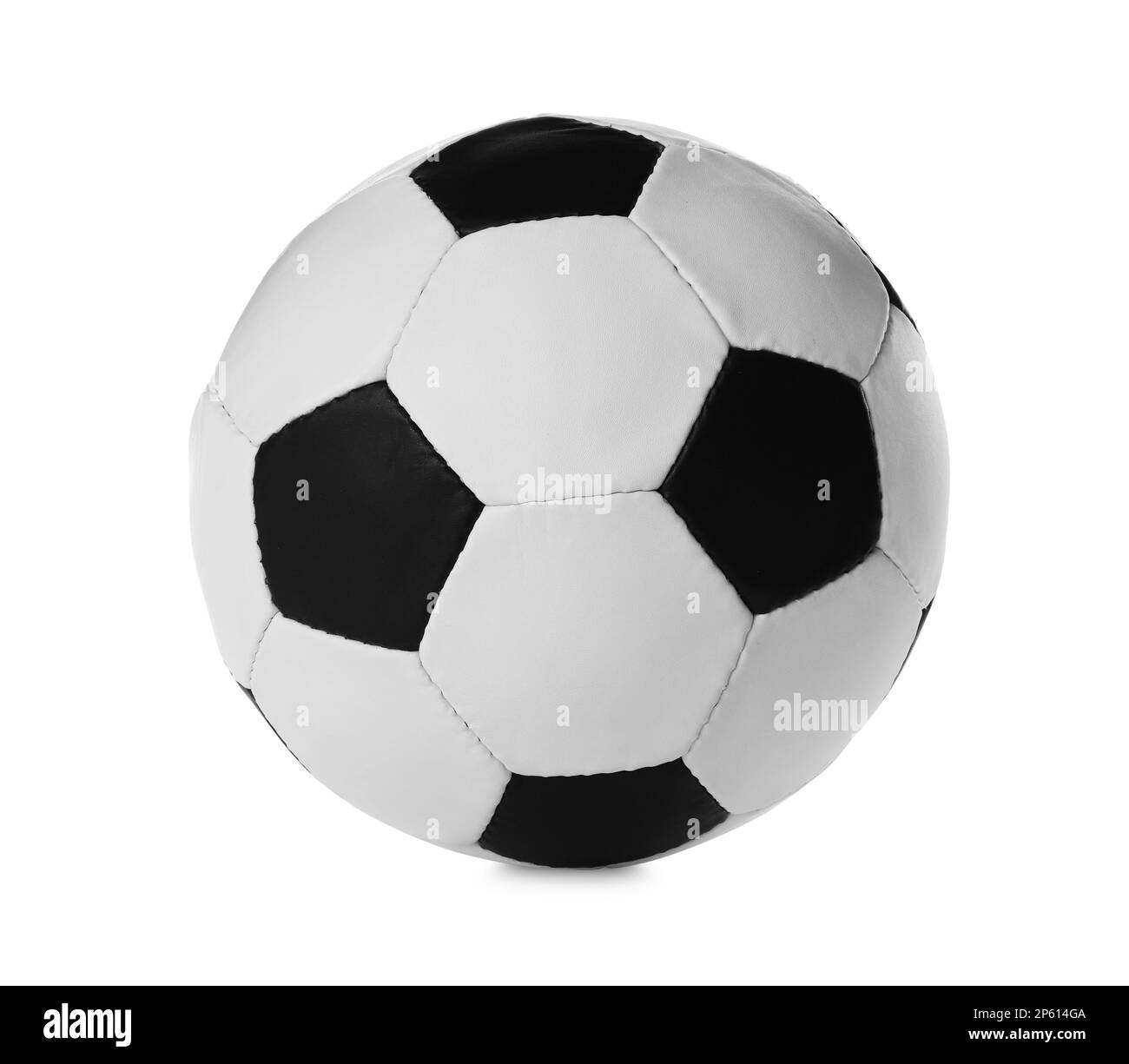 Ballon de football en cuir isolé sur blanc. Équipement de football Banque D'Images