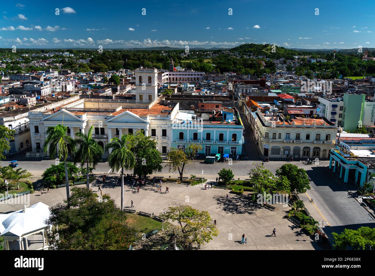 Vue aérienne de la place principale de Santa Clara, Cuba, Antilles, Caraïbes, Amérique centrale Banque D'Images