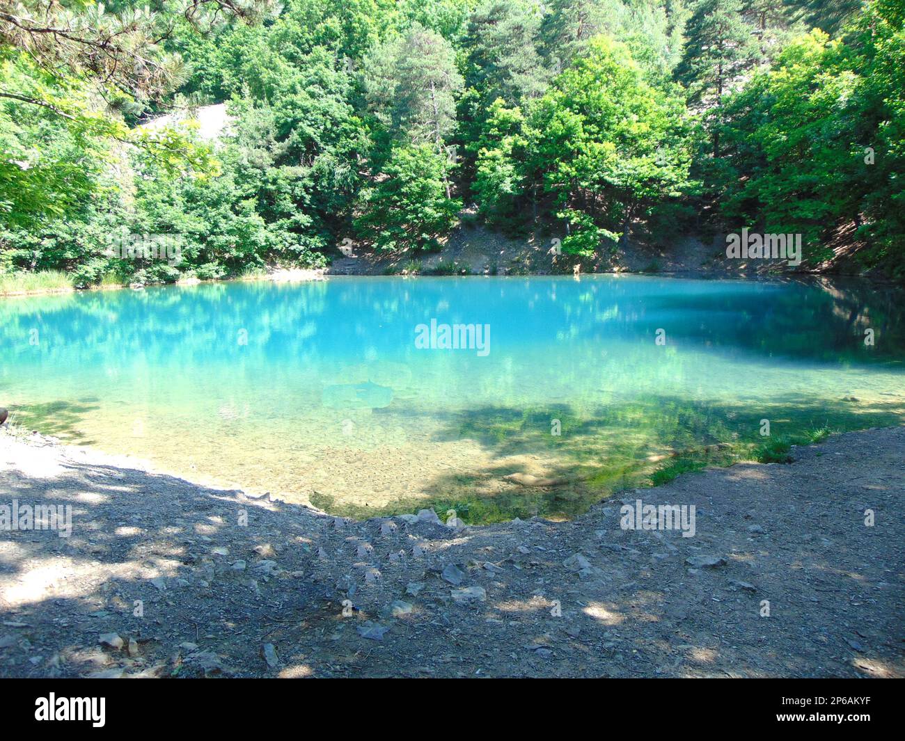 Blue Lake à Baia Sprie, Maramures, Roumanie - Lacul Albastru Banque D'Images