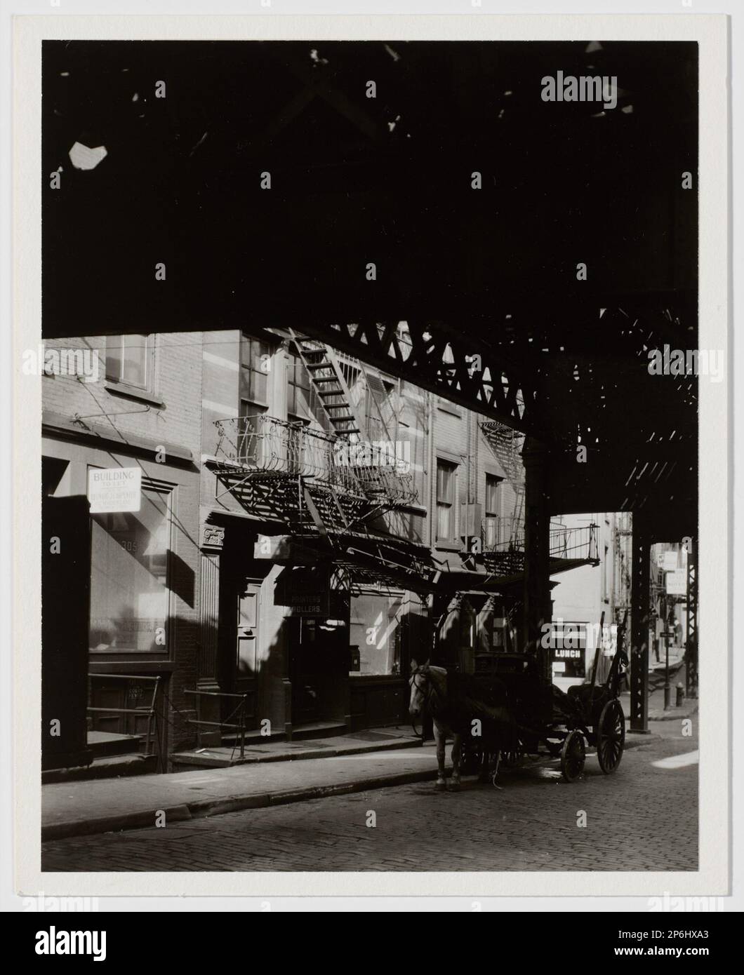 Berenice Abbott, sans titre, s.d., imprimé en 1982, imprimé en gélatine argentée. Banque D'Images