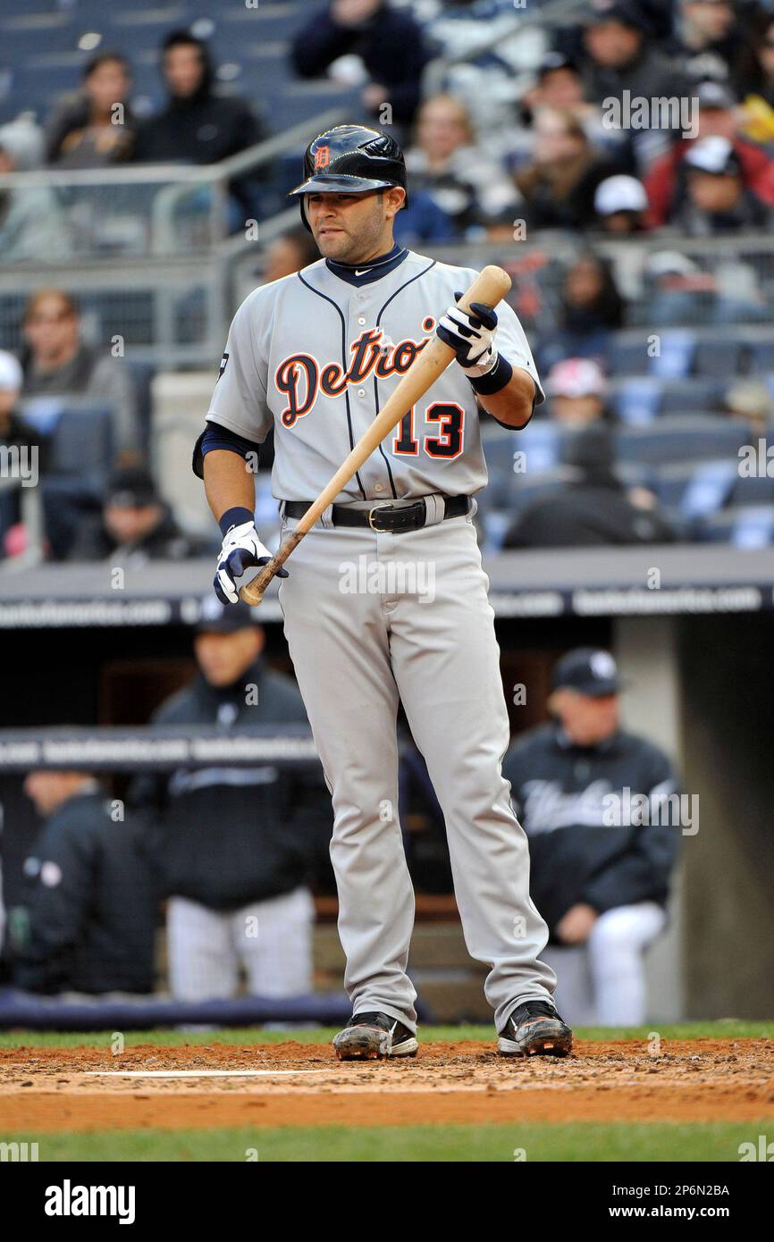 Apr 02, 2011; Bronx, NY, USA; Detroit Tigers catcher Alex Avila (13) during game against the New York Yankees at Yankee Stadium. Yankees defeated the Tigers 10-6. (Tomasso De Rosa/Four Seam Images via AP Images) Banque D'Images