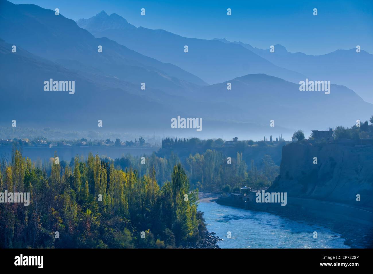 Indus Lodge Gilgit, emplacement: 35°55'18,1'N 74°20'43,8'E prise @Gilgit-Baltistan, Pakistan Banque D'Images