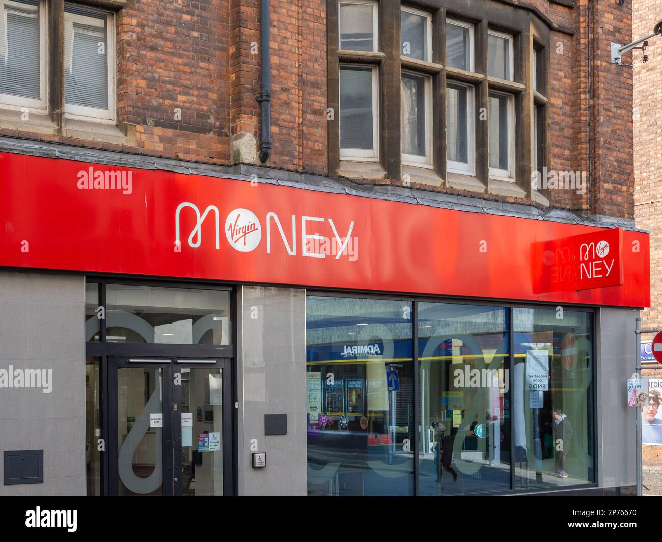 Succursale de la banque Virgin Money, Gold Street, Northampton, Royaume-Uni Banque D'Images