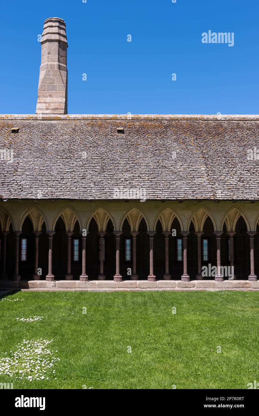 Mont-Saint-Michel, France - 31 mai 2022 : le cloître du Mont Saint Michel Banque D'Images