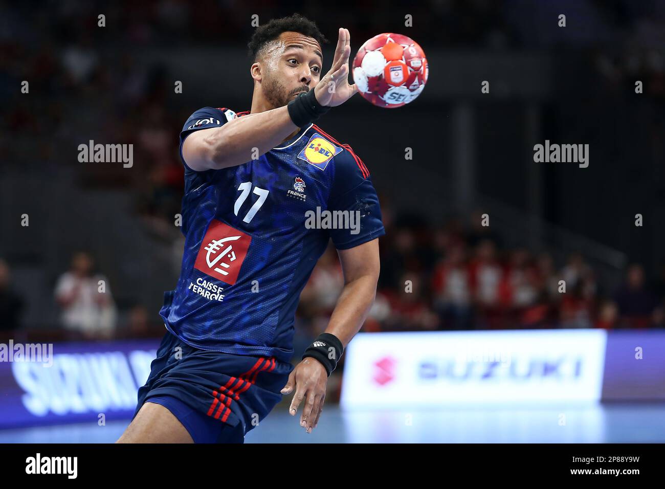 Timothey Nguessan de France pendant le EHF Euro 2024 hommes, qualificatifs Handball match entre la Pologne et la France sur 8 mars 2023 à l'ERGO Arena de Gdansk, Pologne - photo Piotr Matusewicz / DPPI Banque D'Images