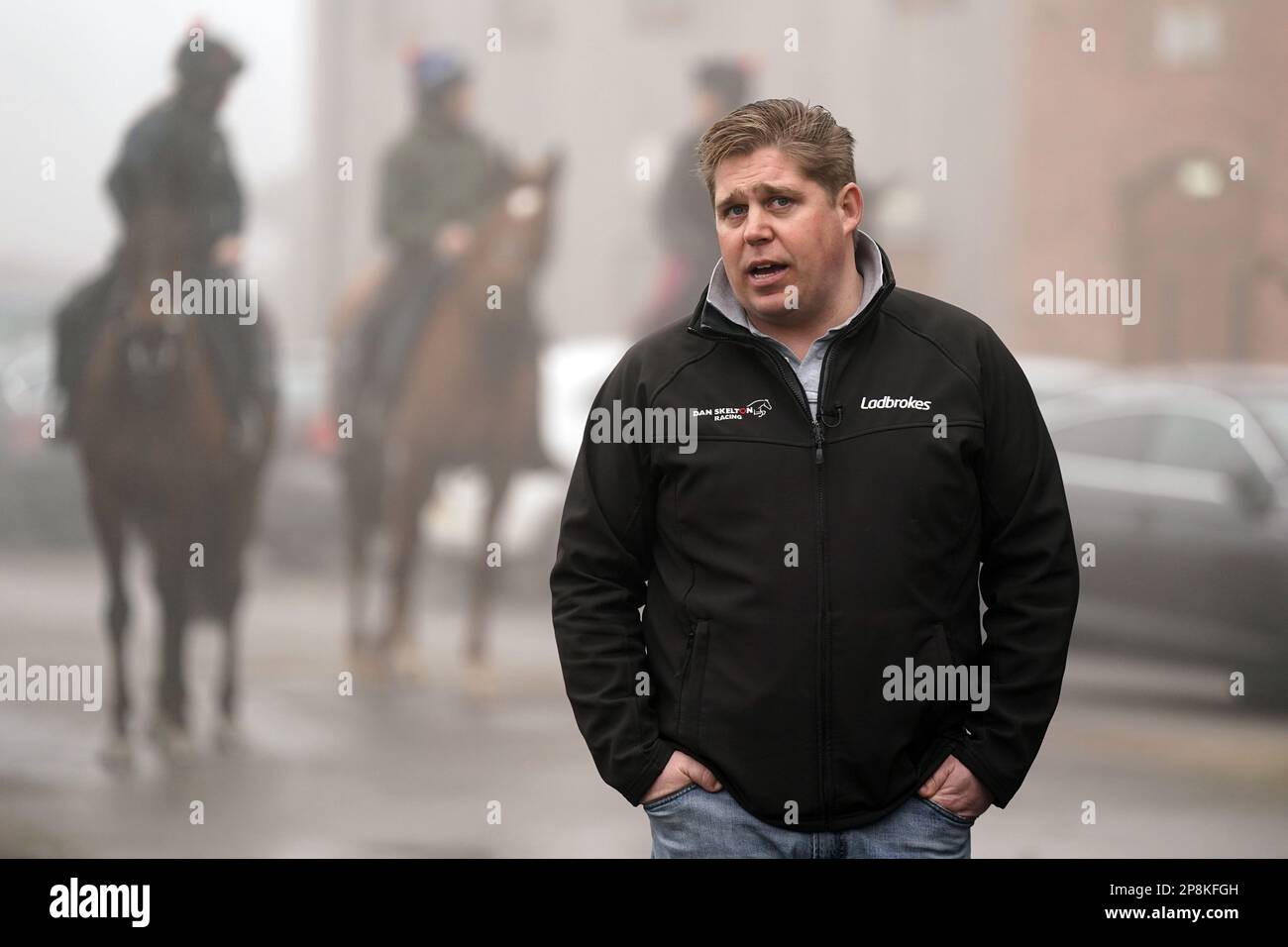 Photo du dossier datée du 14-02-2023 de Dan Skelton, qui se prépare pour les bas incalculables qui viennent avec le haut occasionnel pendant les quatre jours du Festival Cheltenham. Date de publication : jeudi 9 mars 2023. Banque D'Images