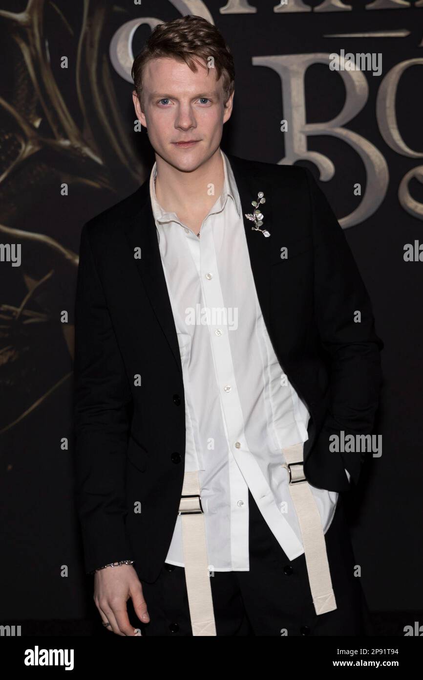 Patrick Gibson assiste aux arrivées de Netflix Shadow and Bone Premiere au Tudum Theatre de Los Angeles, CA sur 9 mars 2023. (Photo de Corine Solberg/Sipa USA) Banque D'Images