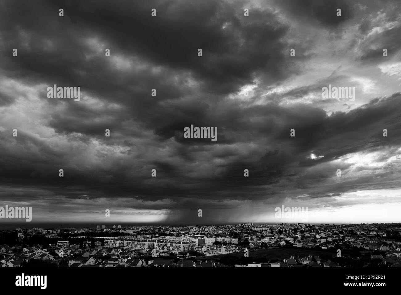 Ciel au-dessus de Cascais dans la région de Lisbonne Banque D'Images