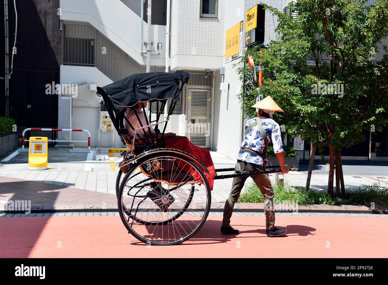 Excursion en pousse-pousse à Tokyo - Japon Banque D'Images