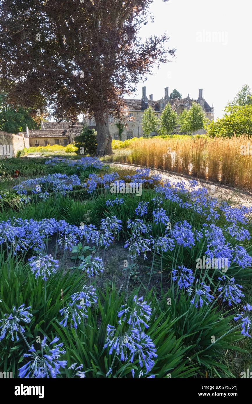 Angleterre, West Sussex, Wakehurst, Wakehurst place House and Gardens Banque D'Images