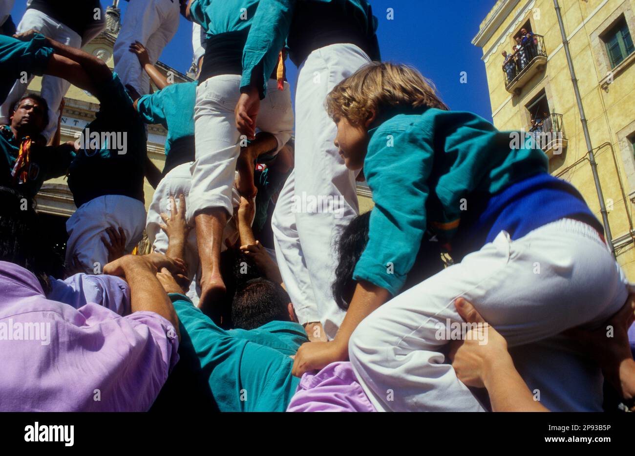 Castellers de Sant Pere i Sant Pau.'Castellers' bâtiment de la tour humaine, une tradition catalane.Diada de Santa Tecla. Plaça de la font.Tarragone, Catalogne, Banque D'Images