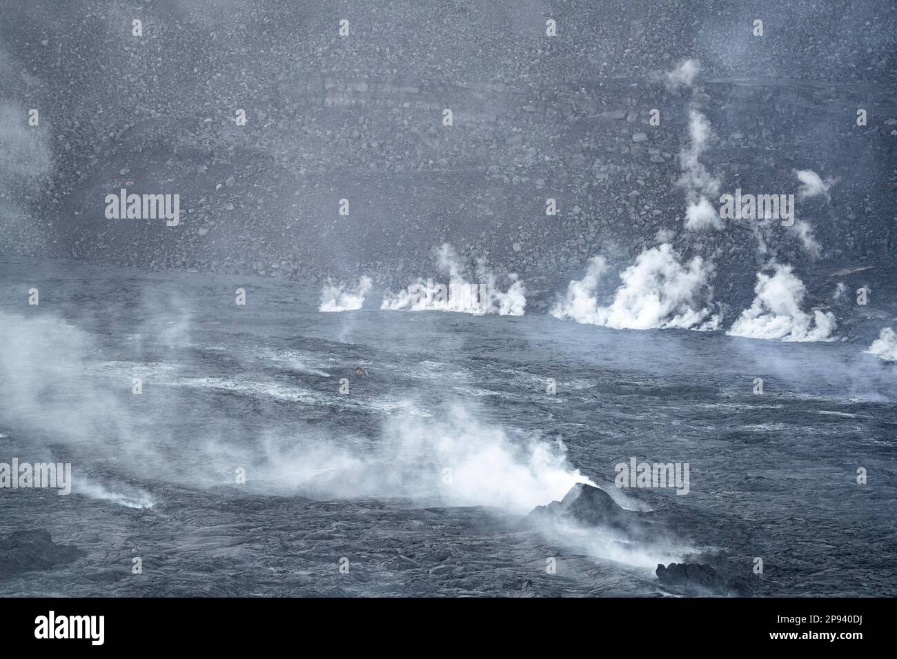 Vue sur la caldeira de Kilauea, parc national des volcans de Hawai'i, Big Island, Hawaï, États-Unis, Polynésie, Océanie Banque D'Images