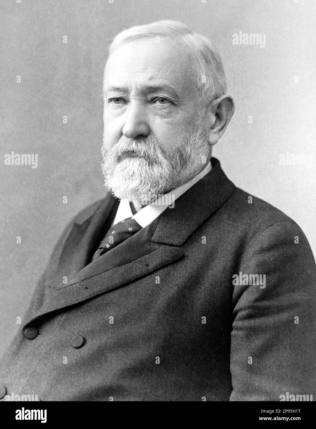 Benjamin Harrison ( 1833 – 1901 ) a été le président des États-Unis en 23rd, pour un mandat de 1889 à 1893 . Photo de Pach Brothers , vers 1886 . - Presidente della Repubblica - USA - ritrato - portrait - cravatta - cravate - collier - colletto - uomo anziano vecchio - vieil homme ancien - barbe - barba - ETATS-UNIS - STATI UNITI --- Archivio GBB Banque D'Images